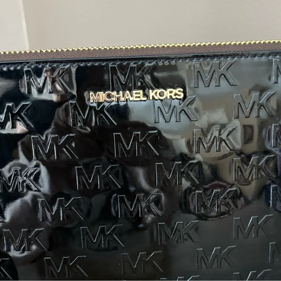 ❌Michael Kors Jet Set Zip Clutch Wristlet Glossy Black - Picture 3 of 10